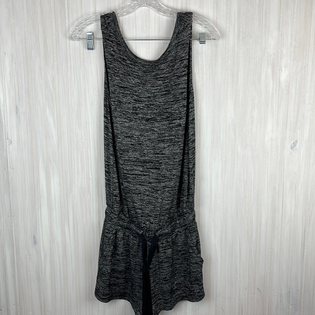 Aritzia Wilfred Free Short Romper